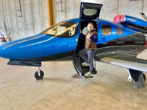 Ex ufficiale dell’esercito, Club di Più 