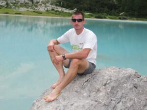 Uomo sportivo, dinamico, Club di Più