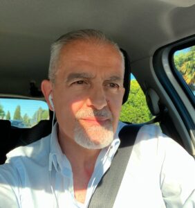 Uomo presente, attento, Club di Più
