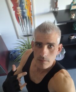 Uomo semplice, Club di Più